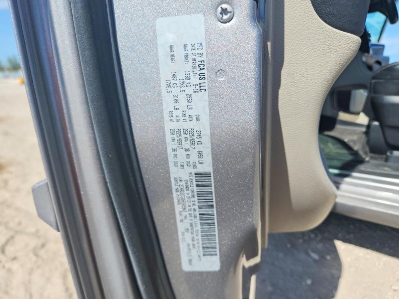 61976226 :رقم المزاد ، 2C4RDGCG6HR585942 vin ، 2017 Dodge Grand Caravan مزاد بيع