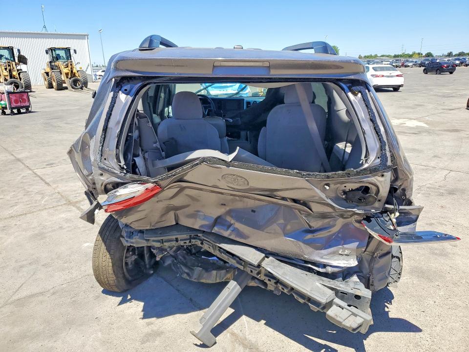 Продажа на аукционе авто 2016 Toyota Sienna, vin: 5TDKK3DC1GS759160, номер лота: 59728606