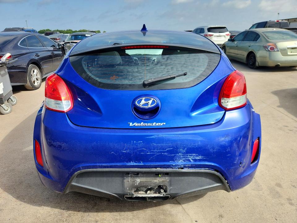 2013 Hyundai Veloster მანქანა იყიდება აუქციონზე, vin: KMHTC6AD3DU140899, აუქციონის ნომერი: 61619286