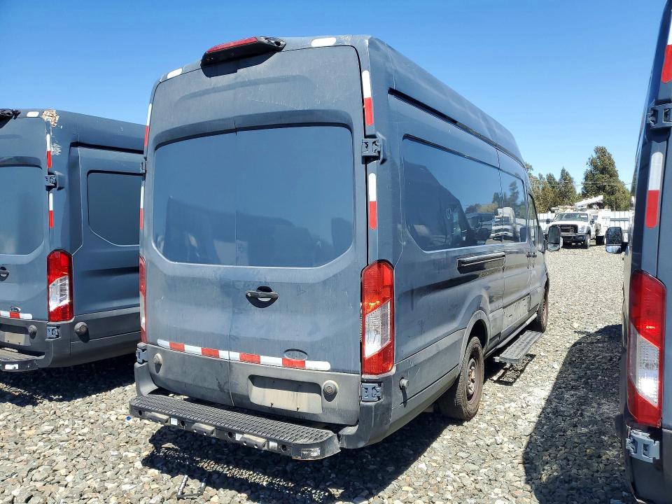 58502436 :رقم المزاد ، 1FTBR3X86LKB27923 vin ، 2020 Ford Transit مزاد بيع
