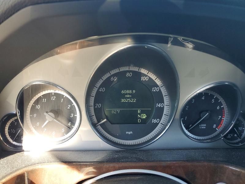 2010 Mercedes-benz E მანქანა იყიდება აუქციონზე, vin: WDDHF5GB5AA259543, აუქციონის ნომერი: 60588676