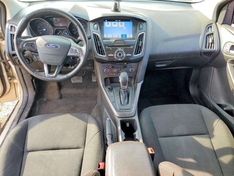 60749166 :رقم المزاد ، 1FADP3M20JL210159 vin ، 2018 Ford Focus مزاد بيع