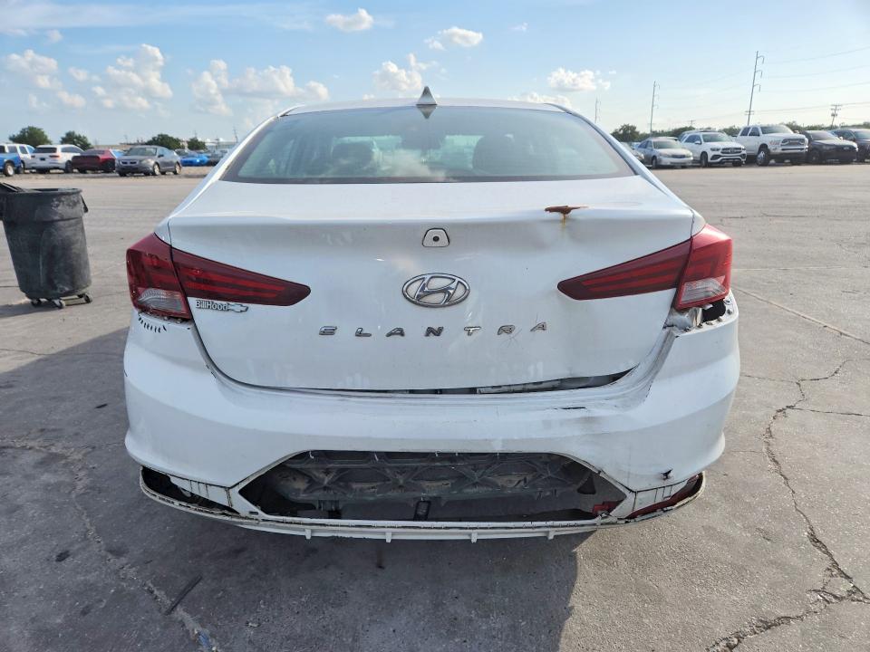 63509766 :رقم المزاد ، 5NPD84LF5LH547953 vin ، 2020 Hyundai Elantra مزاد بيع