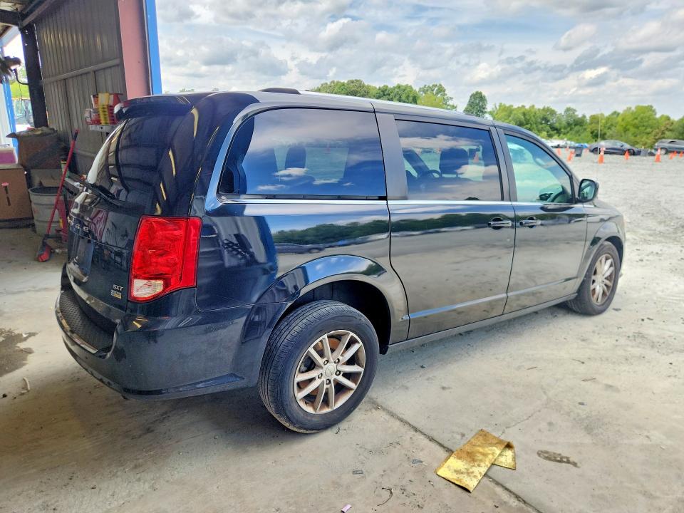 61404916 :رقم المزاد ، 2C4RDGCG7JR203391 vin ، 2018 Dodge Grand Caravan مزاد بيع