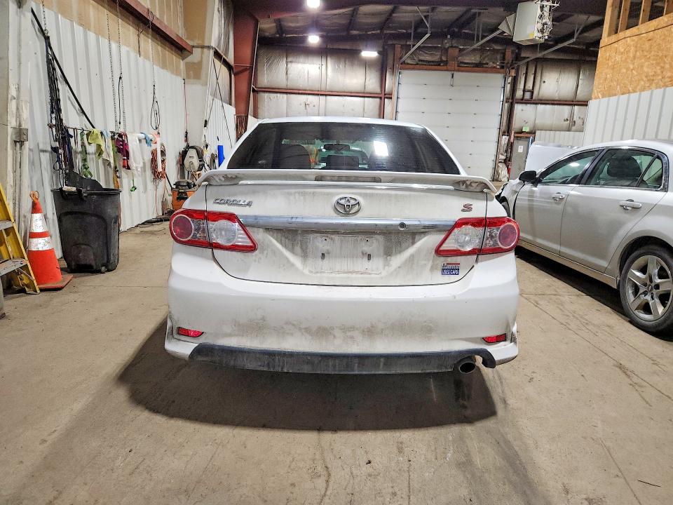 Продаж на аукціоні авто 2013 Toyota Corolla, vin: 2T1BU4EE6DC938587, номер лоту: 59726436