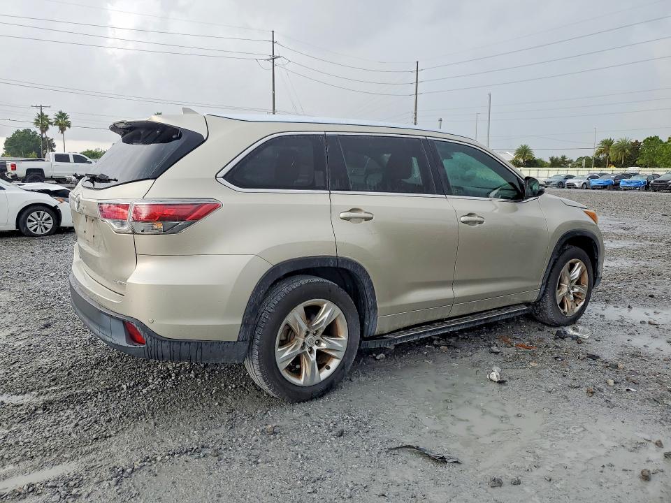 Продажа на аукционе авто 2015 Toyota Highlander, vin: 5TDYKRFH2FS081250, номер лота: 62614296