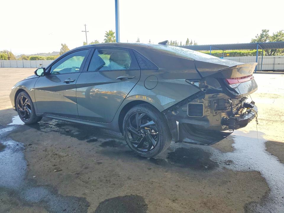 60891556 :رقم المزاد ، KMHLM4DG1TU170621 vin ، 2026 Hyundai Elantra مزاد بيع