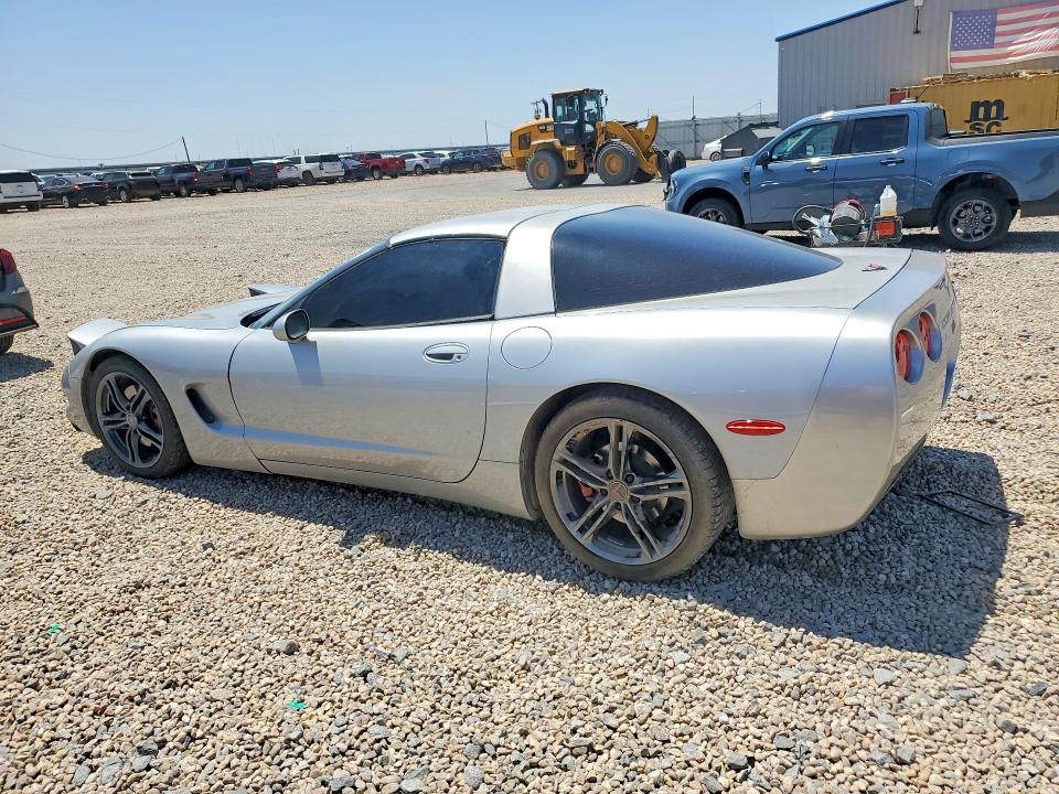 63337136 :رقم المزاد ، 1G1YY22G245111894 vin ، 2004 Chevrolet Corvette مزاد بيع