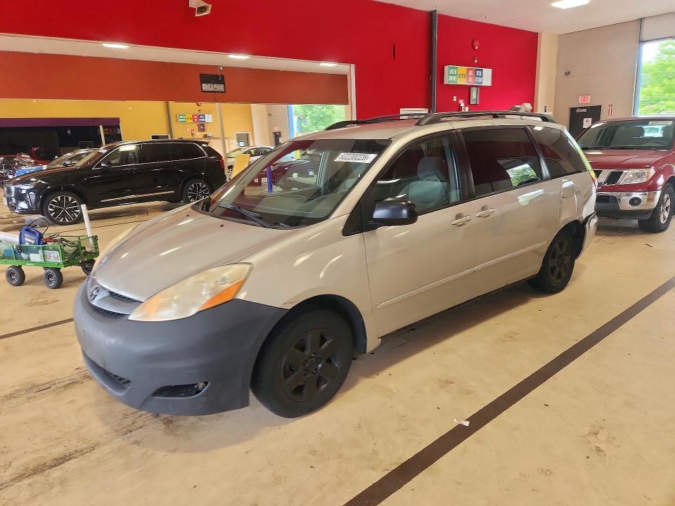 2007 Toyota Sienna მანქანა იყიდება აუქციონზე, vin: 5TDZK23C27S013312, აუქციონის ნომერი: 62230226