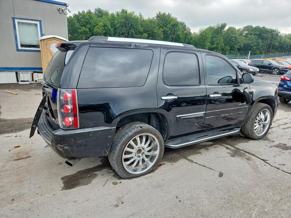 61885016 :رقم المزاد ، 1GKFK638X8J127325 vin ، 2008 Gmc Yukon مزاد بيع