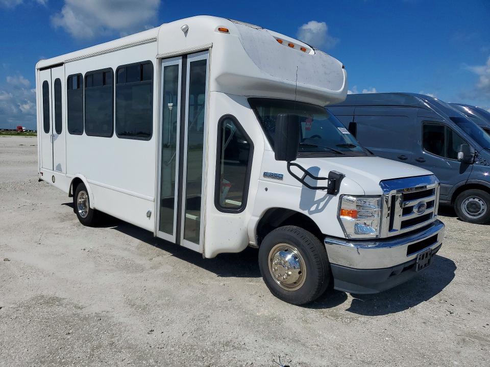 2021 Ford Econoline მანქანა იყიდება აუქციონზე, vin: 1FDEE3FN2MDC10721, აუქციონის ნომერი: 60556386
