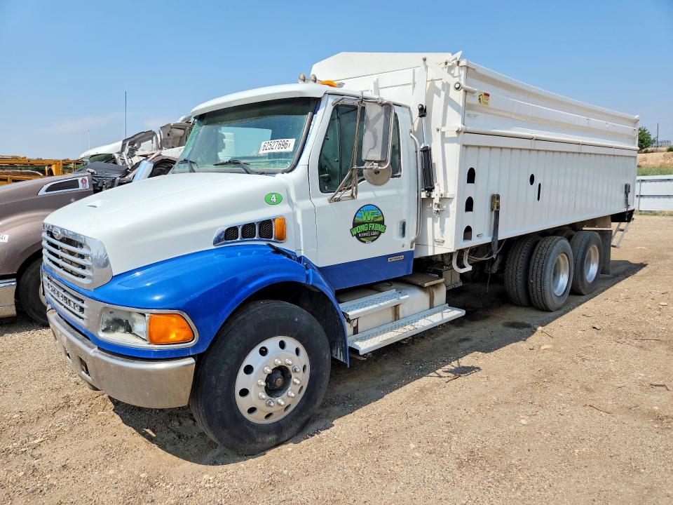 62527696 :رقم المزاد ، 2FWBCGDC24AM32290 vin ، 2004 Sterling Truck Acterra مزاد بيع