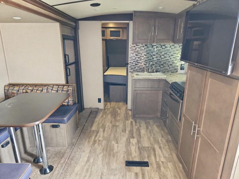 Продажа на аукционе авто 2018 Forest River Surveryor, vin: 4X4TSVA23JL034013, номер лота: 59778916