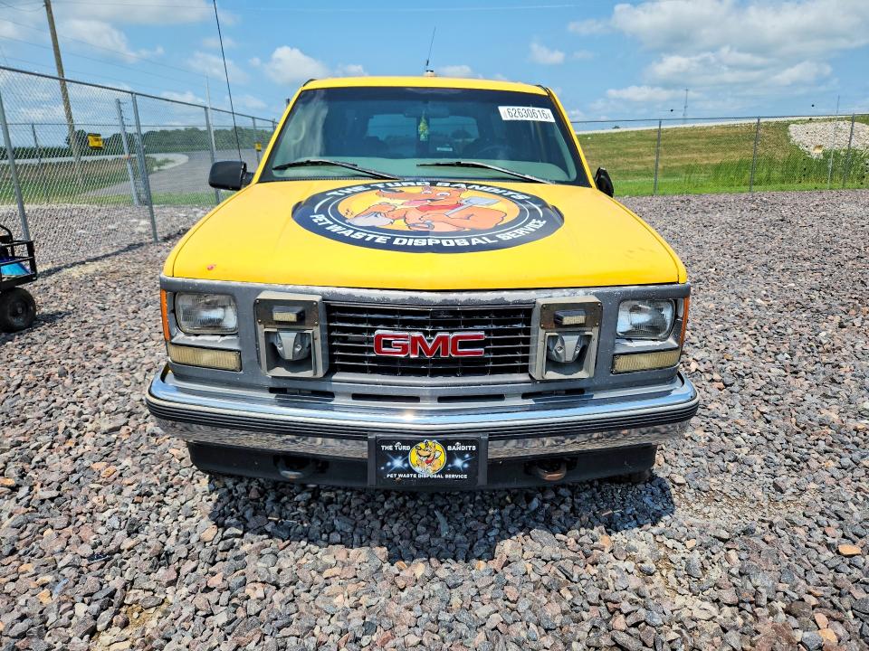 62630616 :رقم المزاد ، 3GKFK16RXVG520021 vin ، 1997 Gmc Suburban مزاد بيع