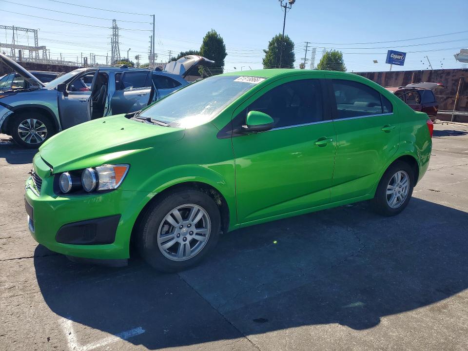 2015 Chevrolet Sonic მანქანა იყიდება აუქციონზე, vin: 1G1JC5SH6F4147106, აუქციონის ნომერი: 61818866