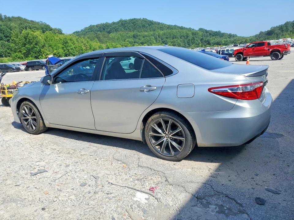 59102066 :رقم المزاد ، 4T1BF1FK4FU910141 vin ، 2015 Toyota Camry مزاد بيع