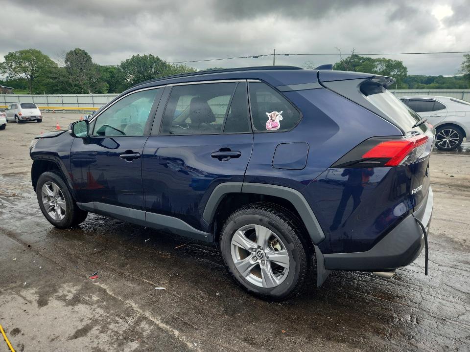 Продажа на аукционе авто 2022 Toyota Rav4, vin: 2T3W1RFV8NW189997, номер лота: 61918166
