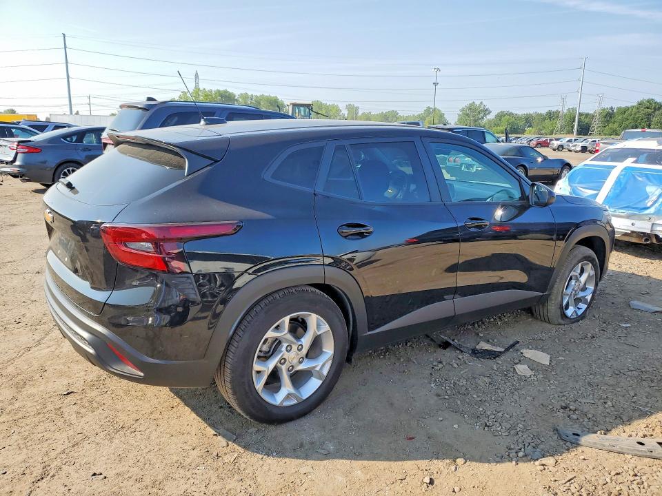 2024 Chevrolet Trax მანქანა იყიდება აუქციონზე, vin: KL77LFE26RC244814, აუქციონის ნომერი: 62870736