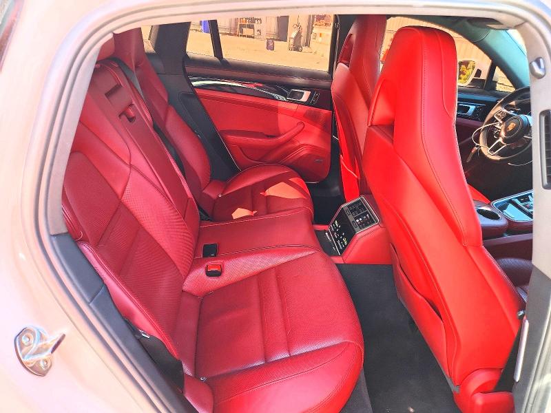 61388356 :رقم المزاد ، WP0AA2A74JL121042 vin ، 2018 Porsche Panamera مزاد بيع