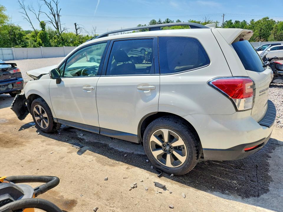 Продажа на аукционе авто 2017 Subaru Forester, vin: JF2SJAGC8HH425279, номер лота: 63183386