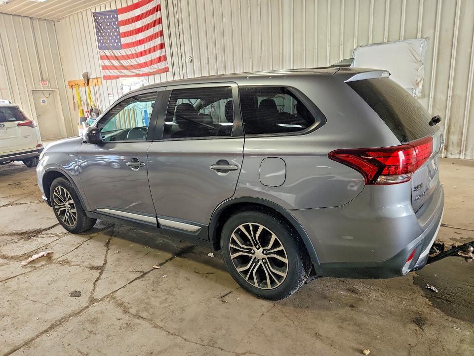 60979716 :رقم المزاد ، JA4AZ2A3XHZ030624 vin ، 2017 Mitsubishi Outlander مزاد بيع