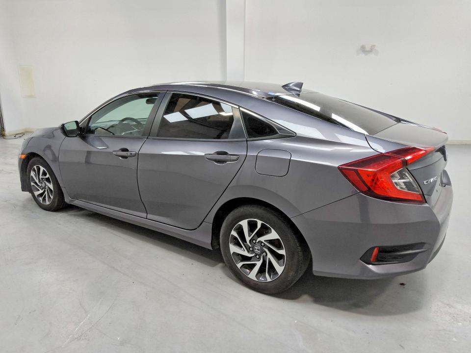 60077076 :رقم المزاد ، 19XFC2F74HE226532 vin ، 2017 Honda Civic مزاد بيع