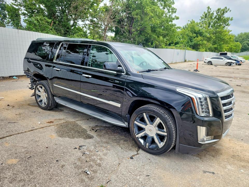 60680596 :رقم المزاد ، 1GYS3HKJ0FR250700 vin ، 2021 Cadillac Escalade مزاد بيع
