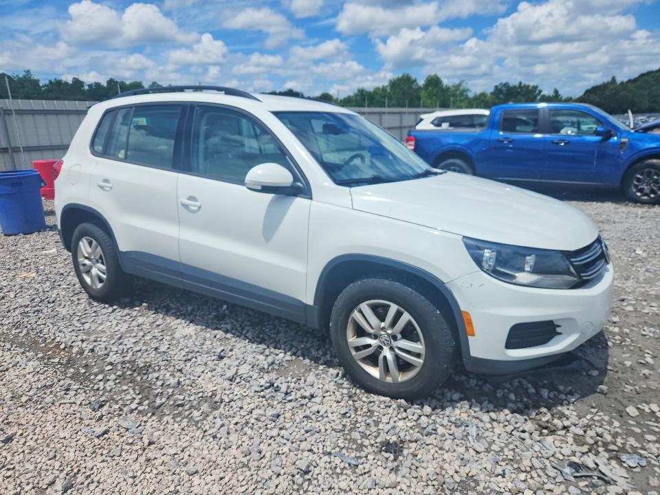 2016 Volkswagen Tiguan მანქანა იყიდება აუქციონზე, vin: WVGAV7AXXGW604880, აუქციონის ნომერი: 61984966
