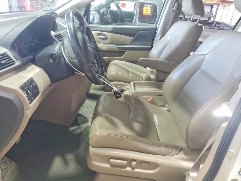 62136426 :رقم المزاد ، 5FNRL5H93FB044020 vin ، 2015 Honda Odyssey مزاد بيع