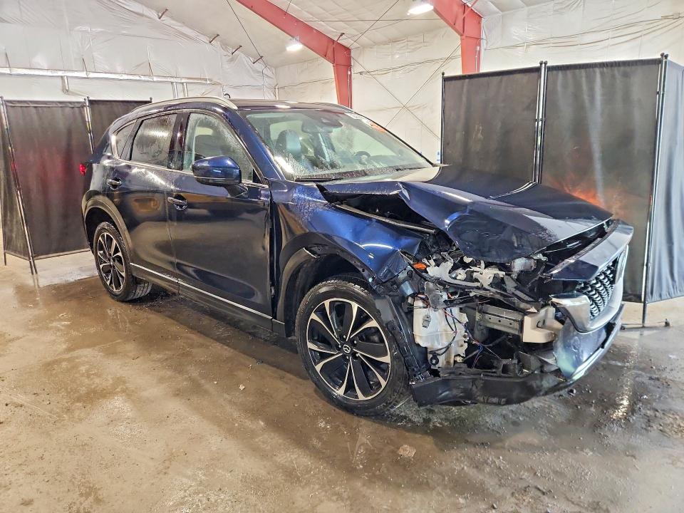 Продаж на аукціоні авто 2023 Mazda Cx-5, vin: JM3KFBEM9P0228420, номер лоту: 61597436