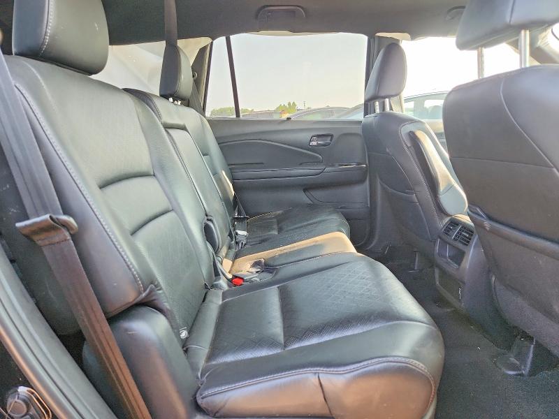 63026256 :رقم المزاد ، 5FNYF8H53LB002153 vin ، 2020 Honda Passport مزاد بيع