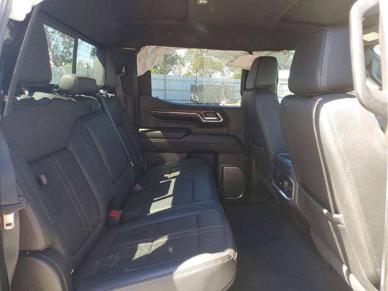 Продажа на аукционе авто 2024 Chevrolet Silverado, vin: 1GCUDJEL3RZ265437, номер лота: 62118936