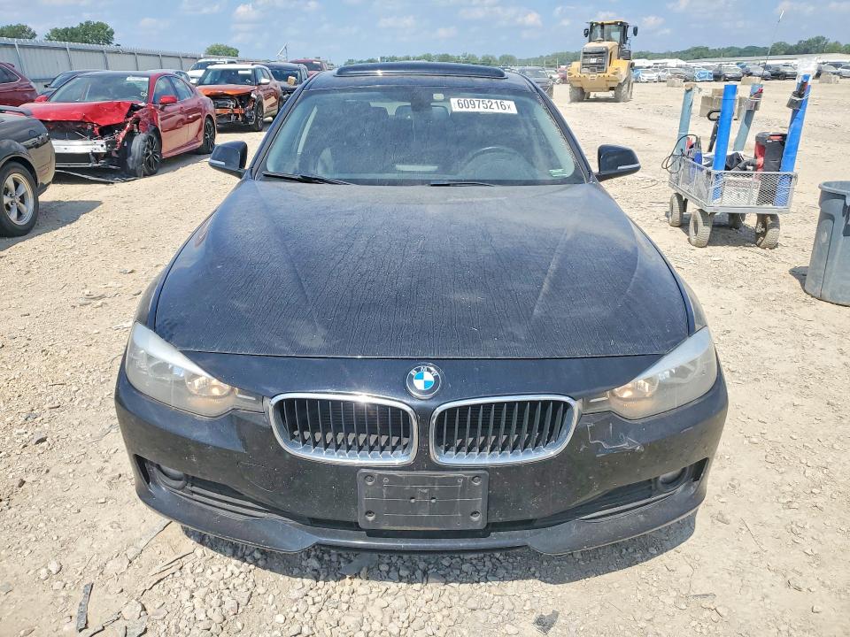 60975216 :رقم المزاد ، WBA3D3C56EK153243 vin ، 2014 Bmw 328 مزاد بيع