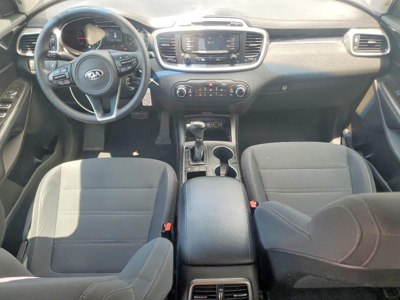 60155236 :رقم المزاد ، 5XYPGDA5XJG414426 vin ، 2018 Kia Sorento مزاد بيع