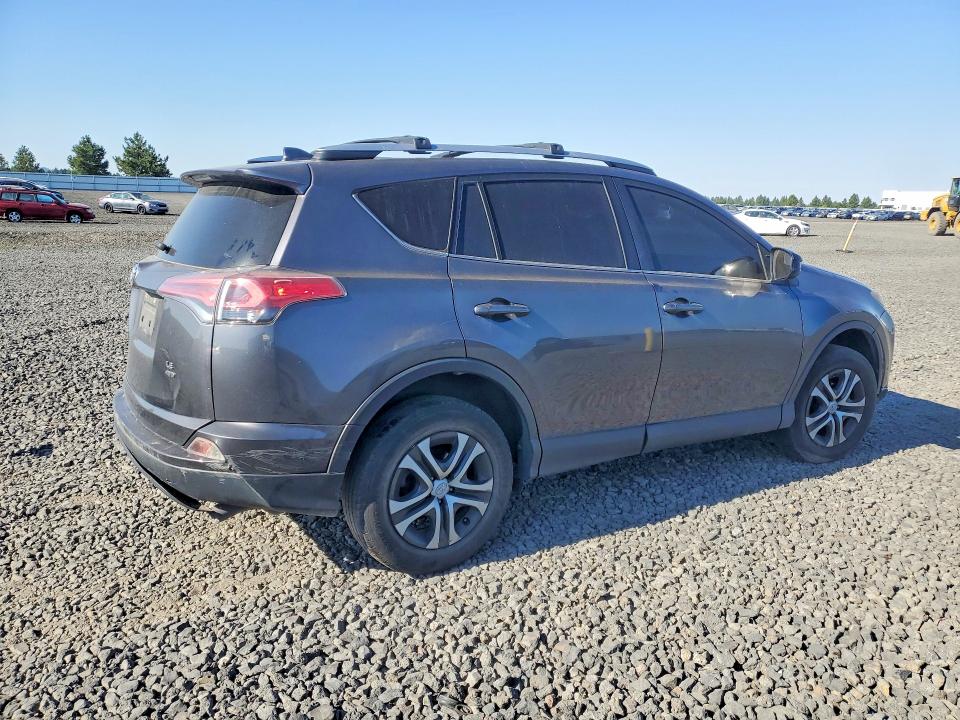 60186236 :رقم المزاد ، JTMBFREV0JJ240676 vin ، 2018 Toyota Rav4 مزاد بيع