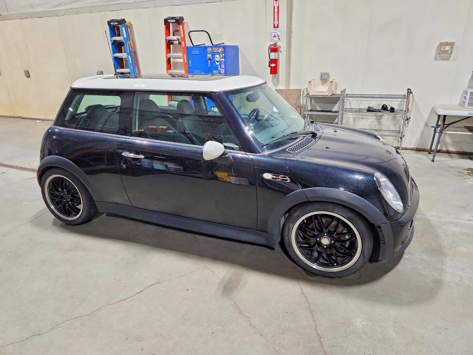 62353826 :رقم المزاد ، WMWRE33453TD65995 vin ، 2003 Mini Cooper مزاد بيع