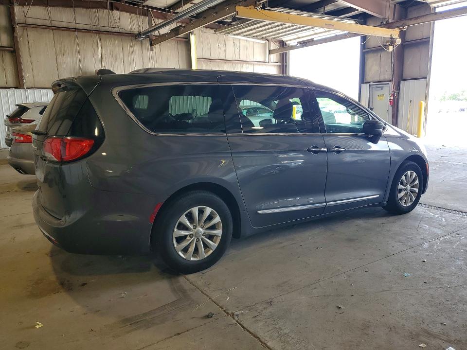 Продажа на аукционе авто 2019 Chrysler Pacifica, vin: 2C4RC1BG3KR626083, номер лота: 61413726