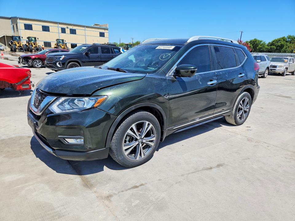 62744446 :رقم المزاد ، 5N1AT2MT0JC797972 vin ، 2018 Nissan Rogue مزاد بيع