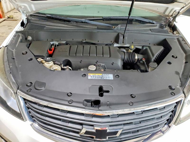 62104976 :رقم المزاد ، 1GNKVFKD1HJ104328 vin ، 2017 Chevrolet Traverse مزاد بيع