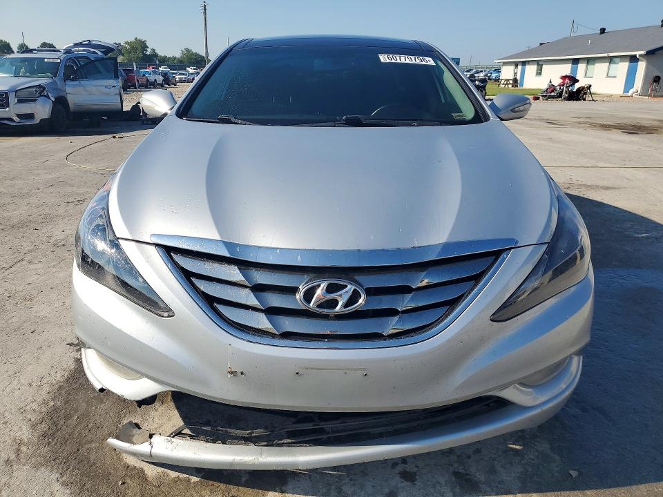 60779796 :رقم المزاد ، 5NPEC4AB7DH809234 vin ، 2013 Hyundai Sonata مزاد بيع