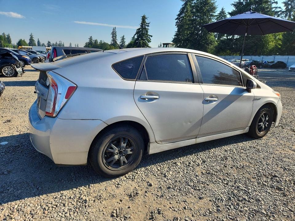 62101376 :رقم المزاد ، JTDKN3DU9E1773513 vin ، 2014 Toyota Prius مزاد بيع