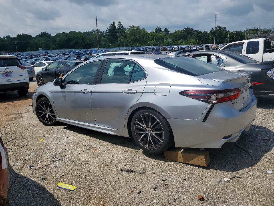 Продаж на аукціоні авто 2022 Toyota Camry, vin: 4T1G11AK1NU707296, номер лоту: 62476036