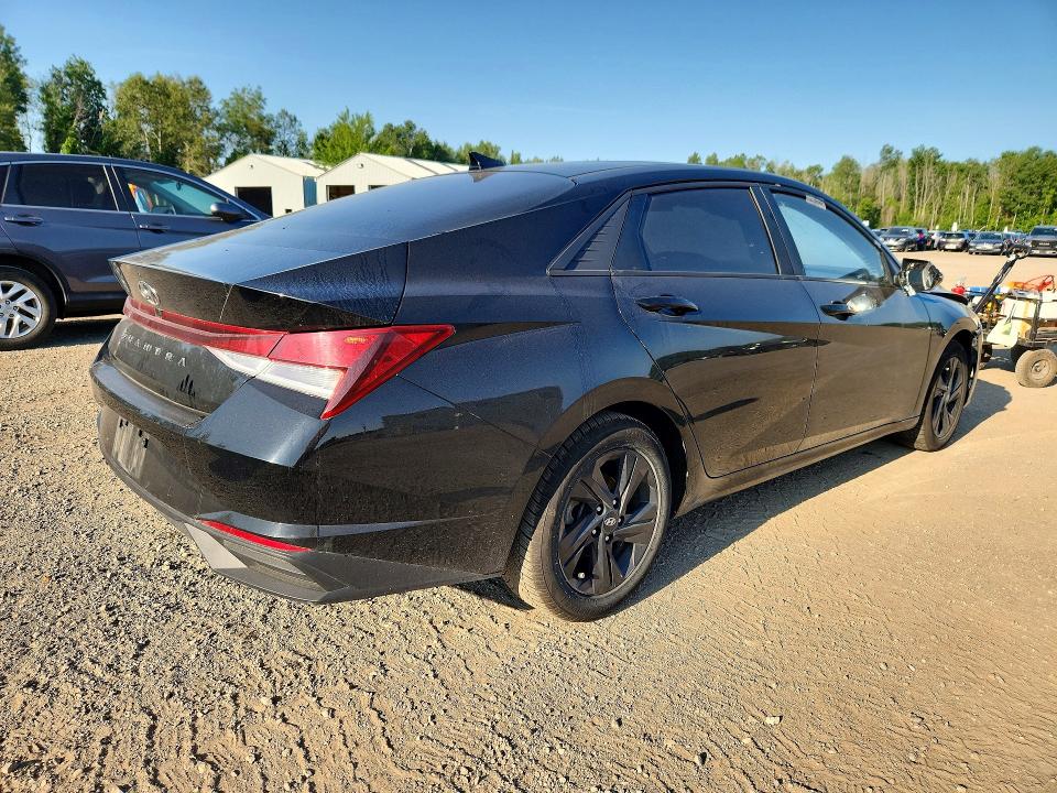 Продажа на аукционе авто 2022 Hyundai Elantra, vin: KMHLM4AG5NU334685, номер лота: 60136216