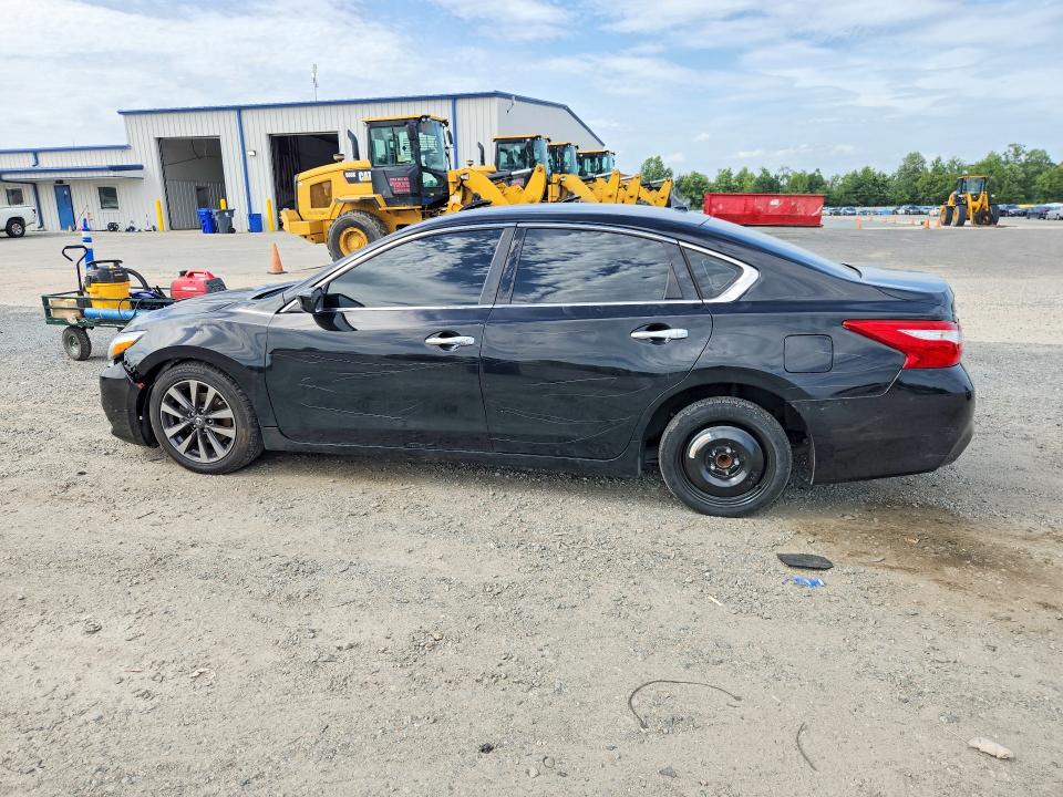 2017 Nissan Altima მანქანა იყიდება აუქციონზე, vin: 1N4AL3AP0HC294055, აუქციონის ნომერი: 62241416