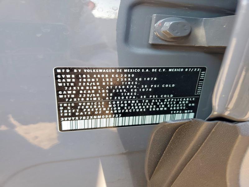 61537556 :رقم المزاد ، 3VVYX7B2XNM090737 vin ، 2022 Volkswagen Taos مزاد بيع