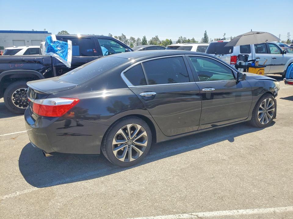 Продажа на аукционе авто 2015 Honda Accord, vin: 1HGCR2F50FA257097, номер лота: 61180506