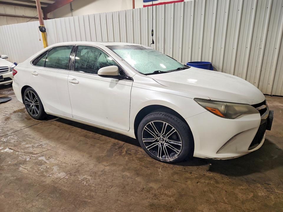 Aukcja sprzedaży 2016 Toyota Camry, vin: 4T1BF1FK8GU194572, numer aukcji: 61946856