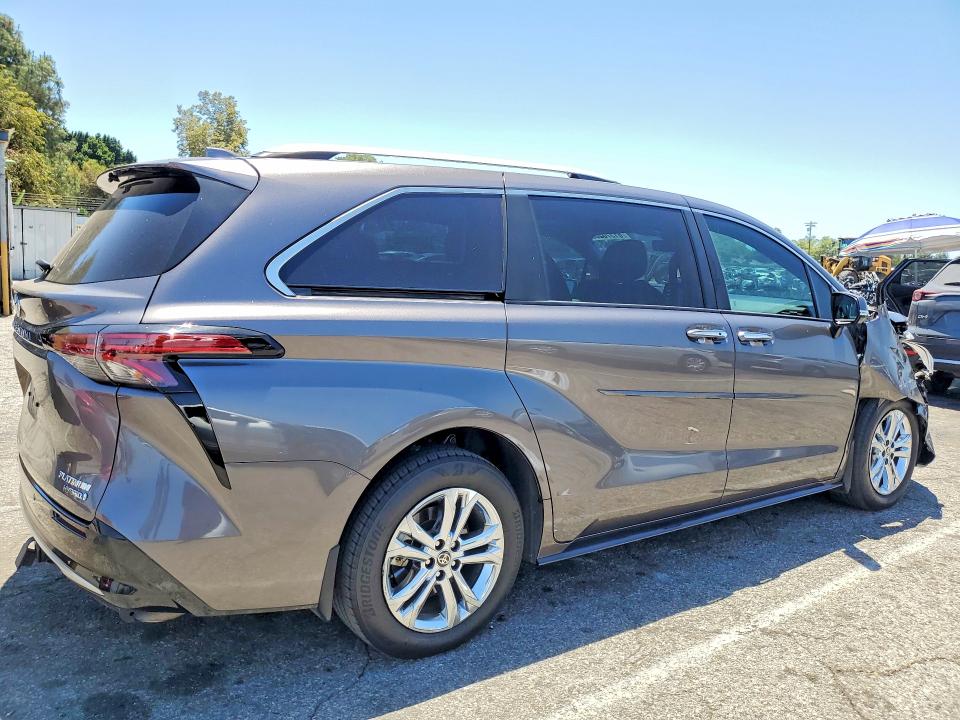 Aukcja sprzedaży 2023 Toyota Sienna, vin: 5TDESKFC4PS108013, numer aukcji: 61370206