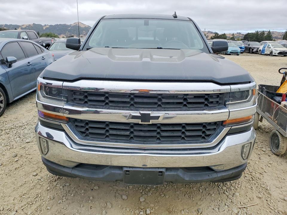 Продажа на аукционе авто 2018 Chevrolet Silverado, vin: 3GCPCREC3JG350149, номер лота: 59639546