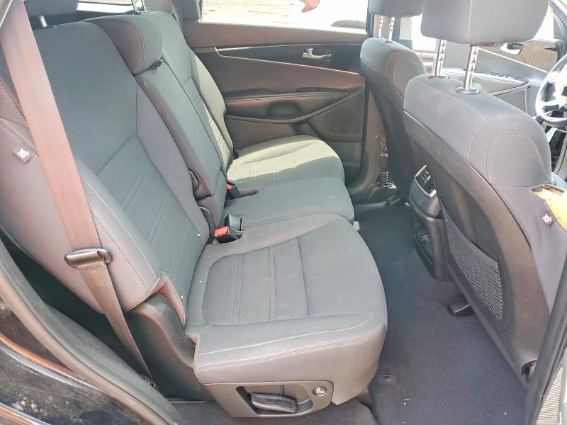60394346 :رقم المزاد ، 5XYPG4A36LG633174 vin ، 2020 Kia Sorento مزاد بيع